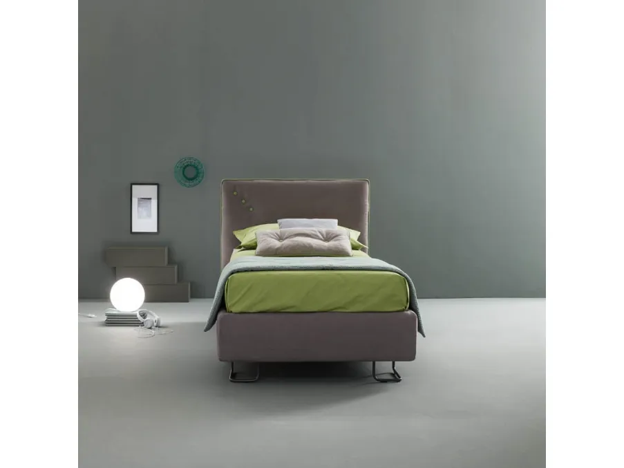 Letto moderno in tessuto con testiera Snap di Bside